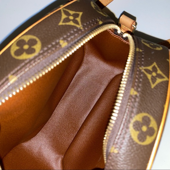 Louis Vuitton Monogram Blois Bag - Picture 7 of 10